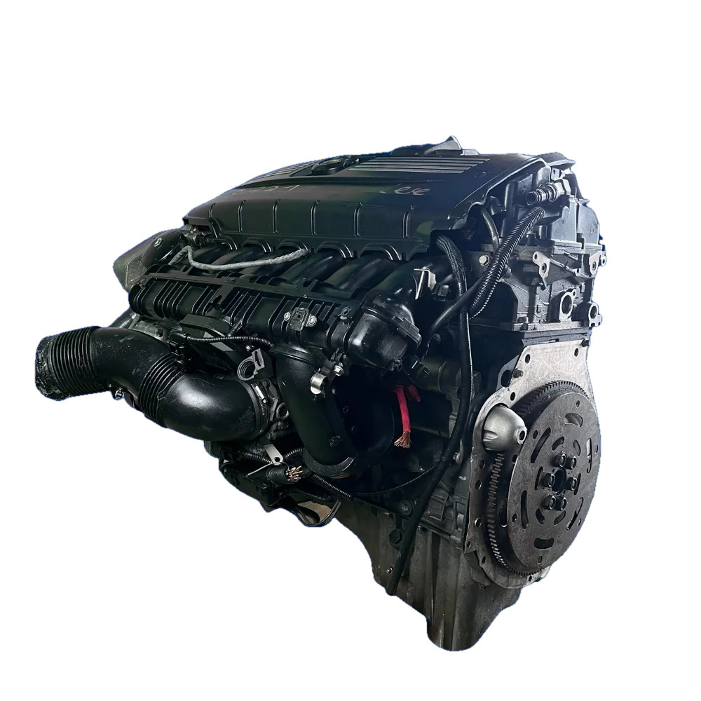 BMW 330 E90 (plastic tappet cover) Engine — photo 4
