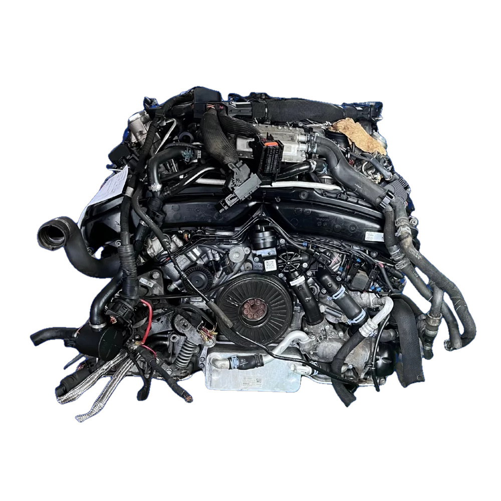 Lamborghini 4.0L V8 DHU Bi-Turbocharged Engine — photo 2