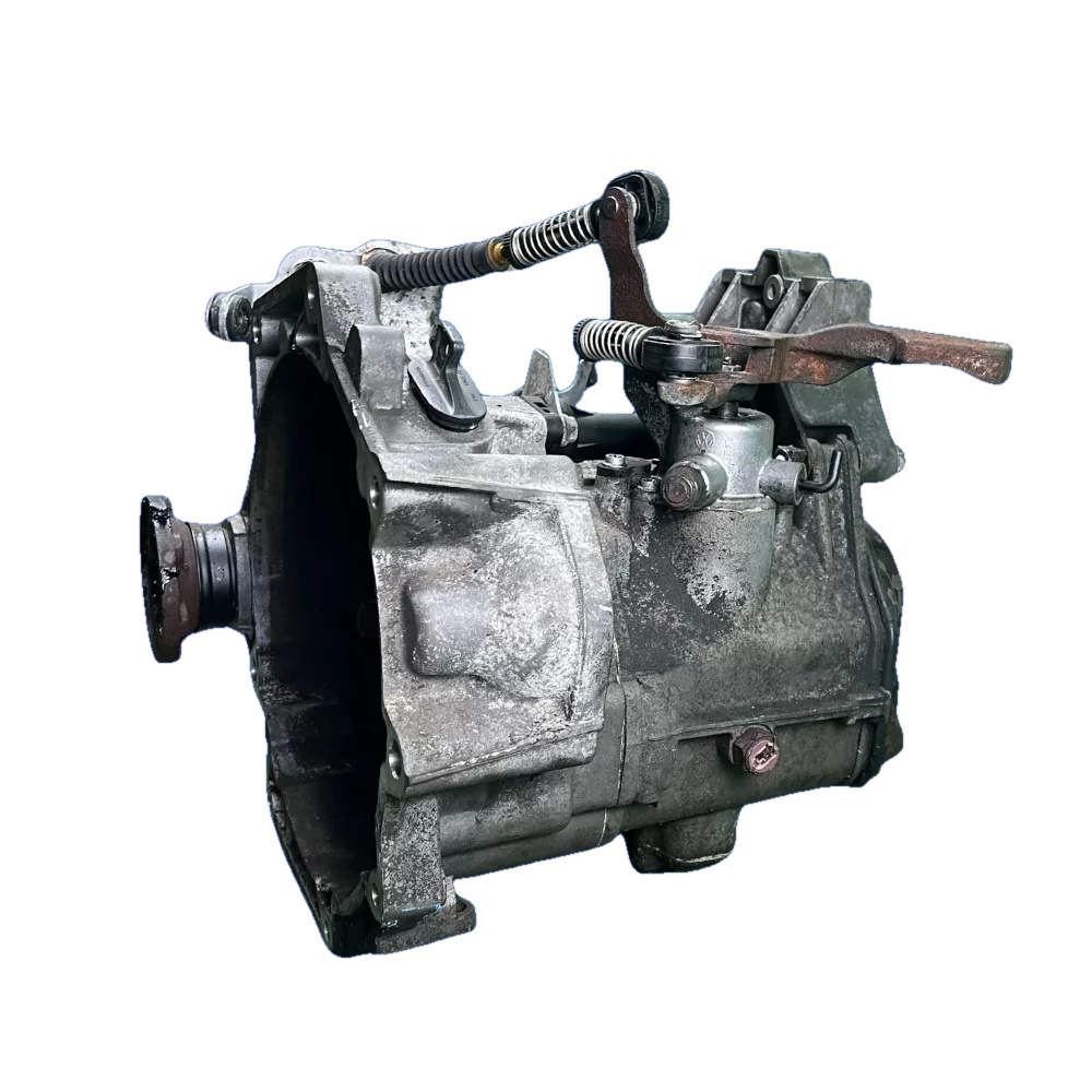 Volkswagen Golf BGU 5-Speed Manual Transmission — photo 3